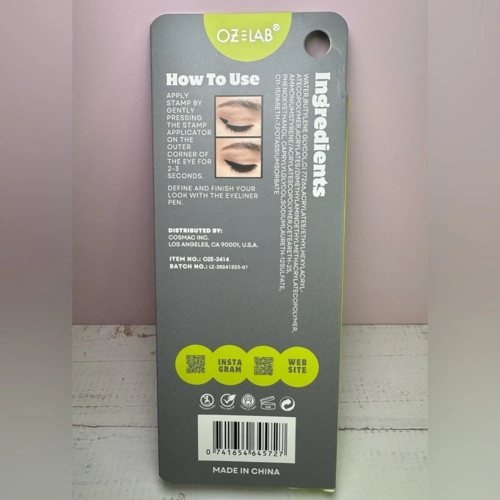 OZ LAB  Stamp N'Winged - Eyeliner Pen and Stamp 2 in 1 NIB (True Black)